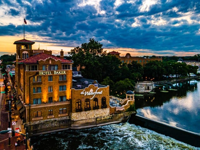 Hotel Baker in St Charles IL